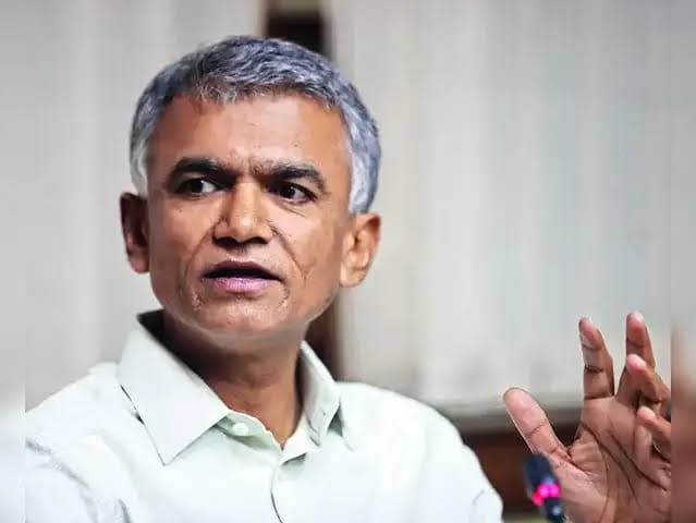 ಹೊರ ವರ್ತುಲ ರಸ್ತೆ ಸುಧಾರಣೆ: ಹಿರಿಯ ಅಧಿಕಾರಿಗಳೊಂದಿಗೆ ಕೃಷ್ಣ ಬೈರೇಗೌಡ ಉನ್ನತ ಮಟ್ಟದ ಸಭೆ